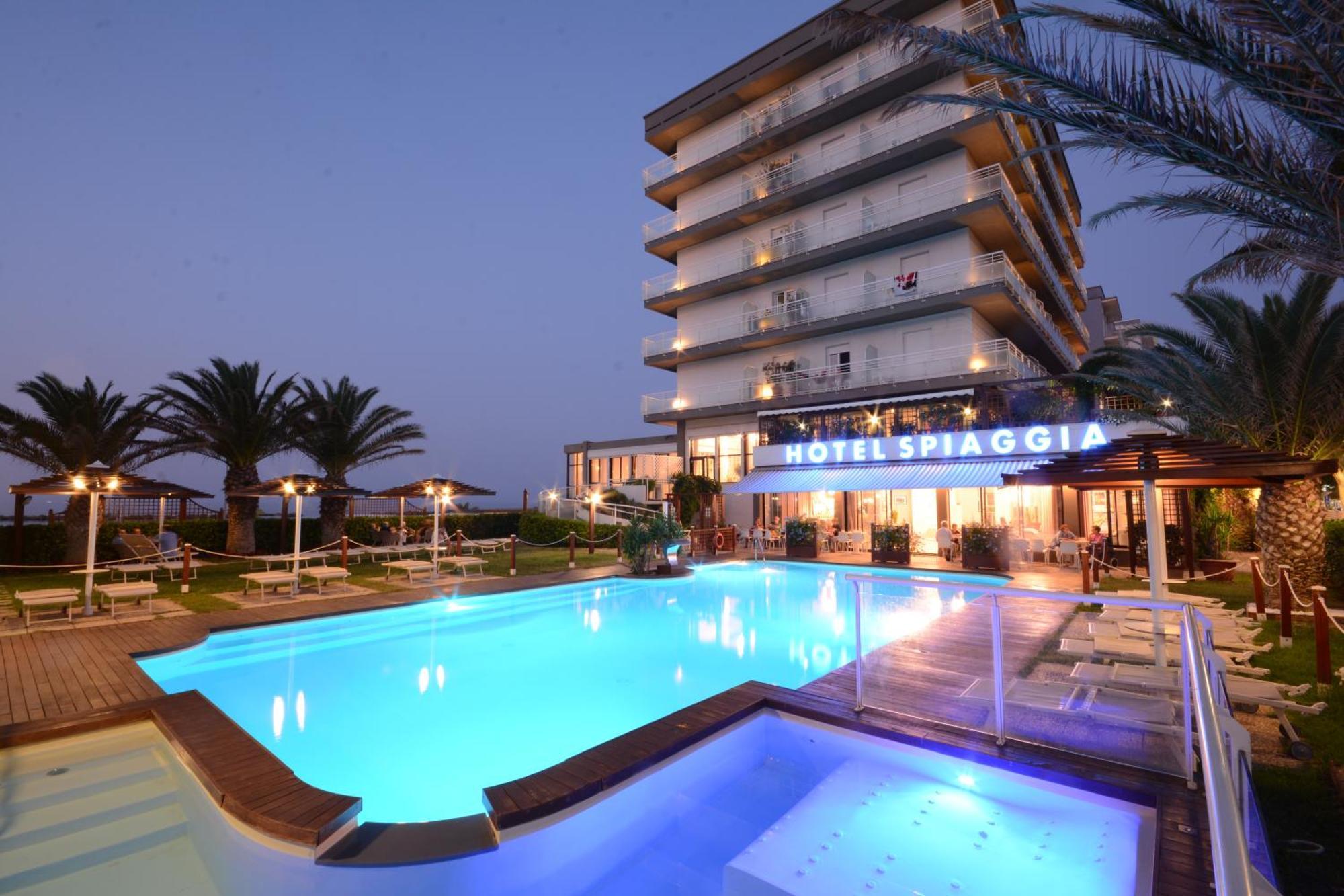 Hotel Spiaggia Pesaro Ngoại thất bức ảnh